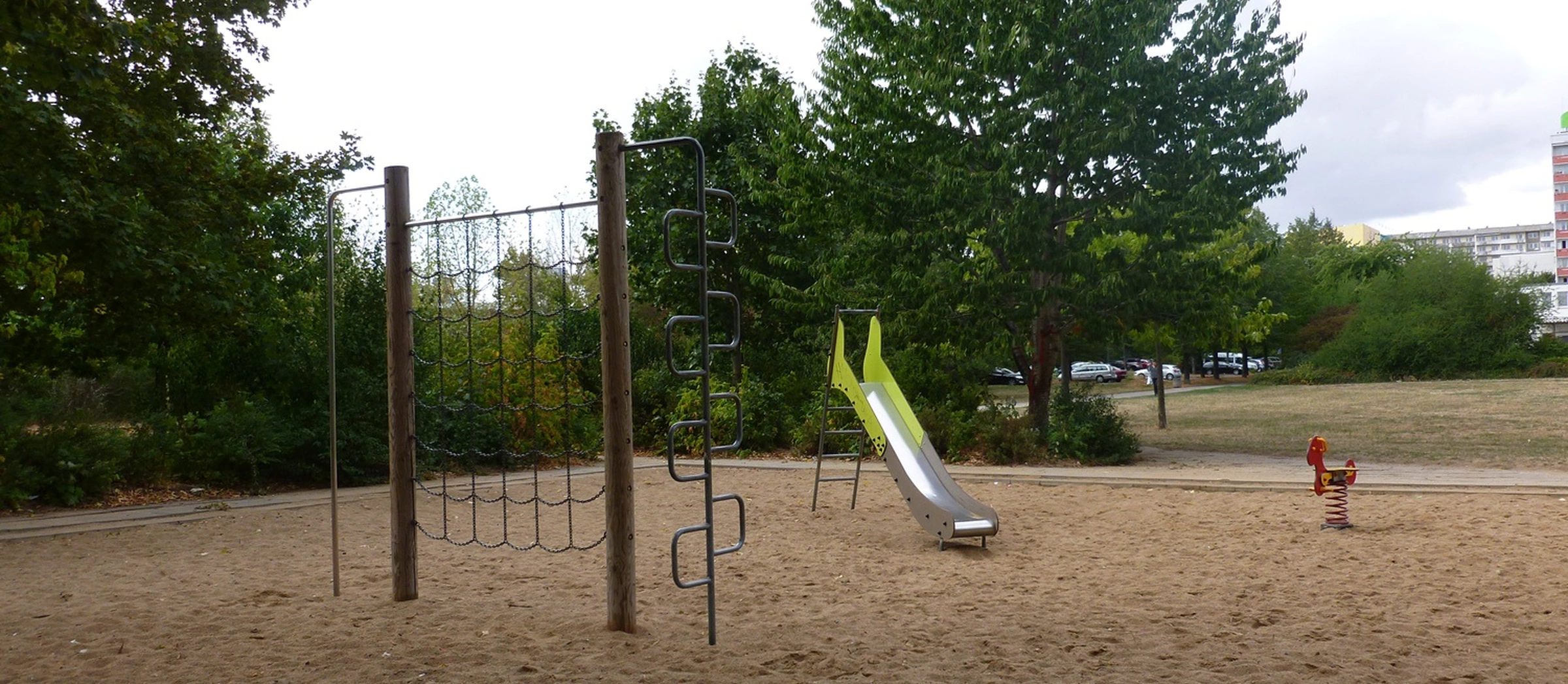 Spiel- und Streetballplatz Unstrutstraße