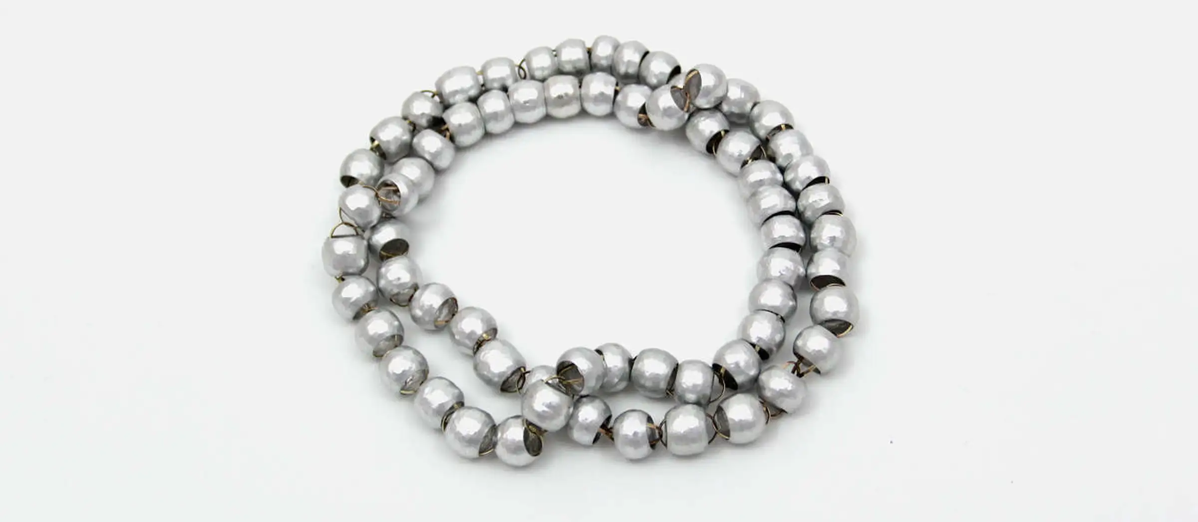 silbernes Perlenarmband