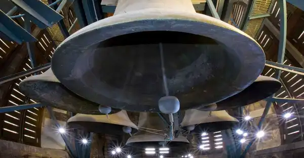 Glockenspiel Roter Turm