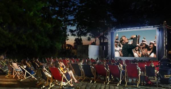 Sommerkino im WUK Theater Quartier, Foto: Nikita Skopincev