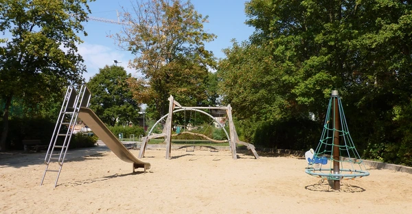 Spiel-, Bolz- und Streetballplatz Ratswerder