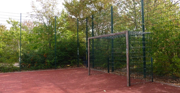 Bolzplatz Willi-Bredel-Straße