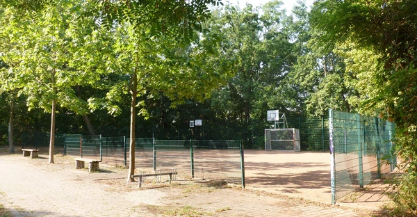 Bolz- und Streetballplatz Max-Lademann-Straße