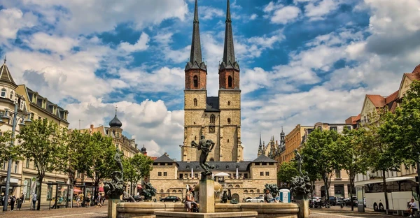 Blick auf den Hallmarkt