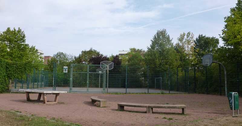 Bolz- und Streetballplatz Zapfenweg