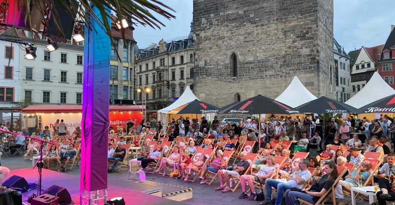 Im Sommer nach 8 - Atmosphäre