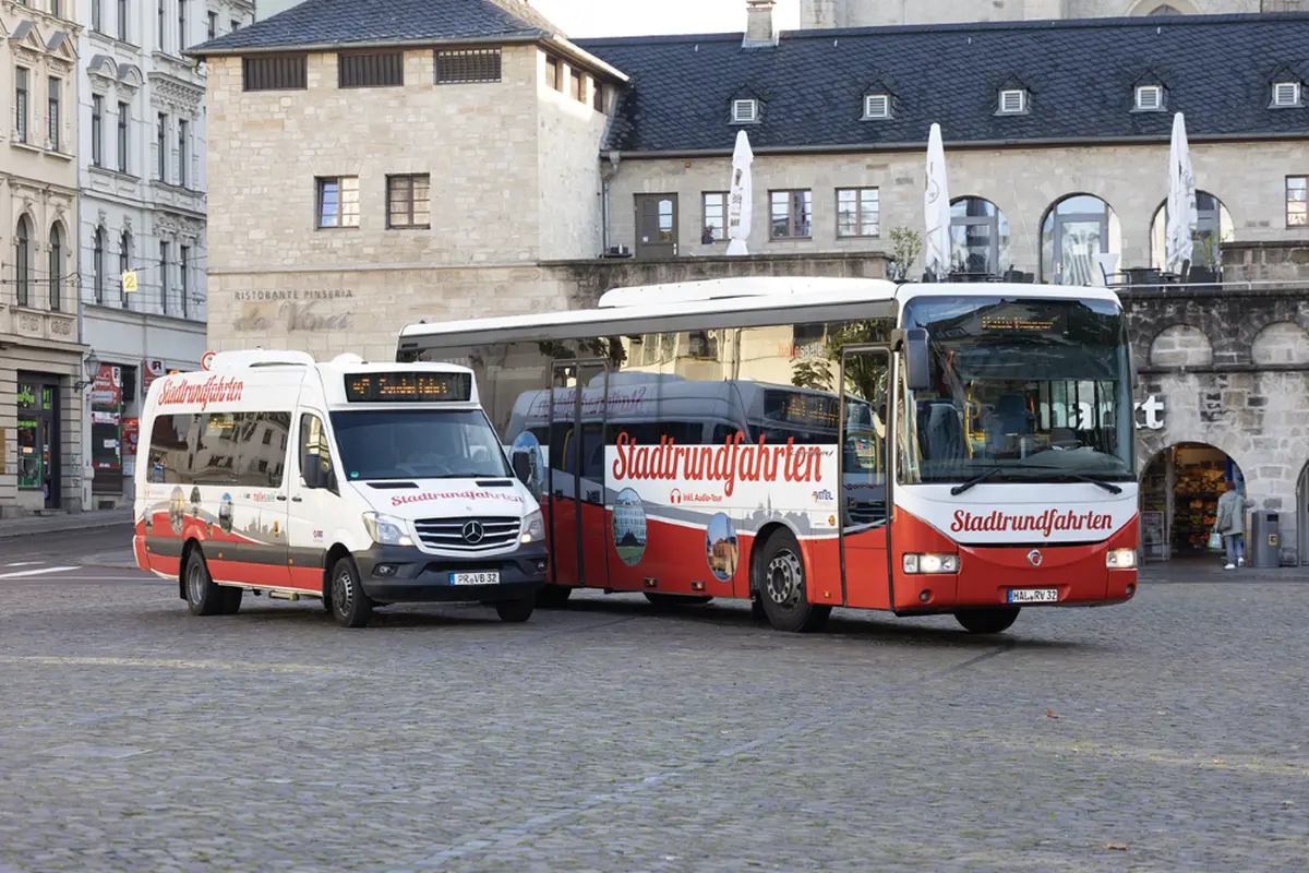 Stadtrundfahrtenbus groß und klein - Stadtmarketing Halle
